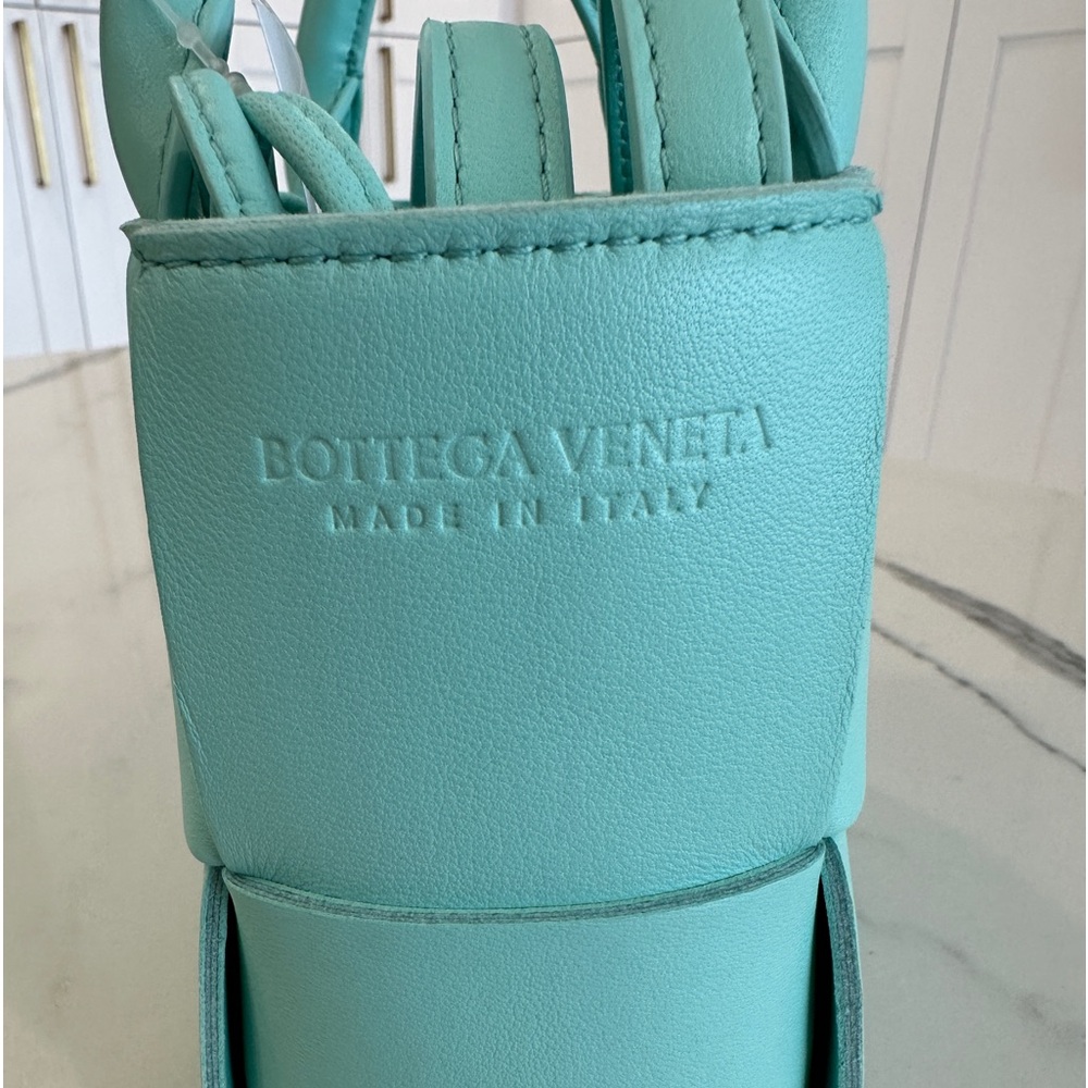 Bottega Veneta Mini Arco Tote Bag - Picture 10 of 11